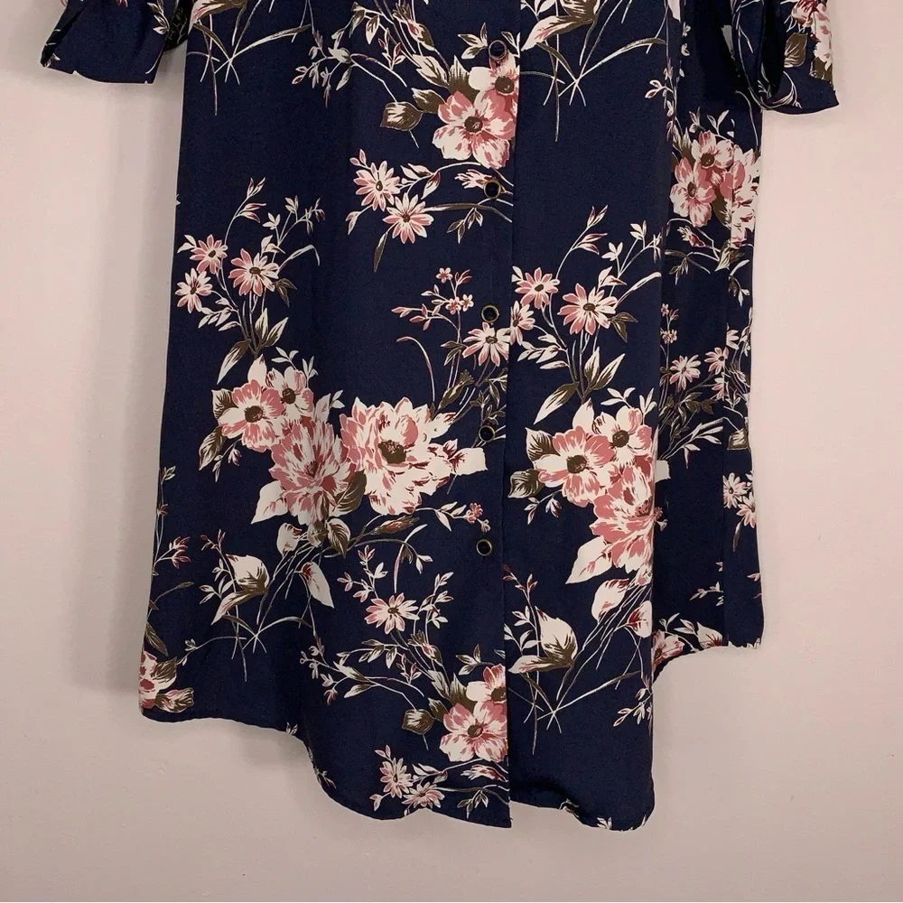 Medium Brixon Ivy Blue Floral Dress Button Front Vneck Pink Floral Print